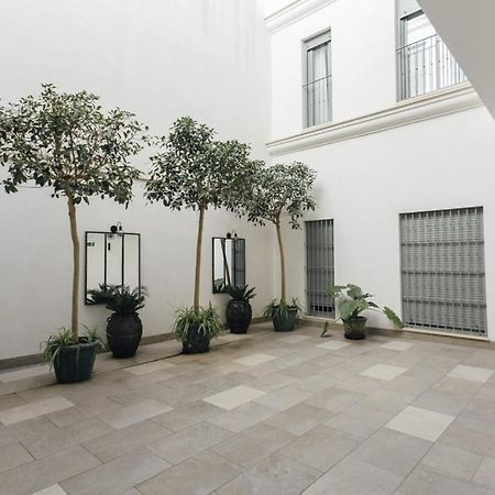 Modern With Seasonal Swimming Pool- 1Bd 1Bth- Goyeneta Appartement Sevilla Buitenkant foto
