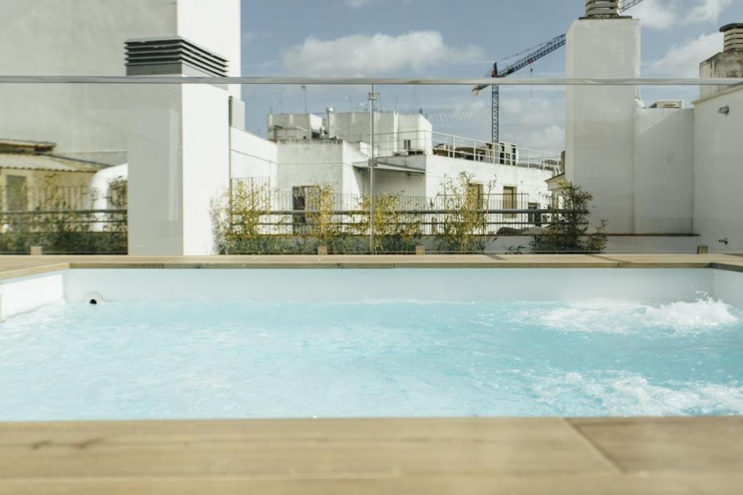 Modern With Seasonal Swimming Pool- 1Bd 1Bth- Goyeneta Appartement Sevilla Buitenkant foto