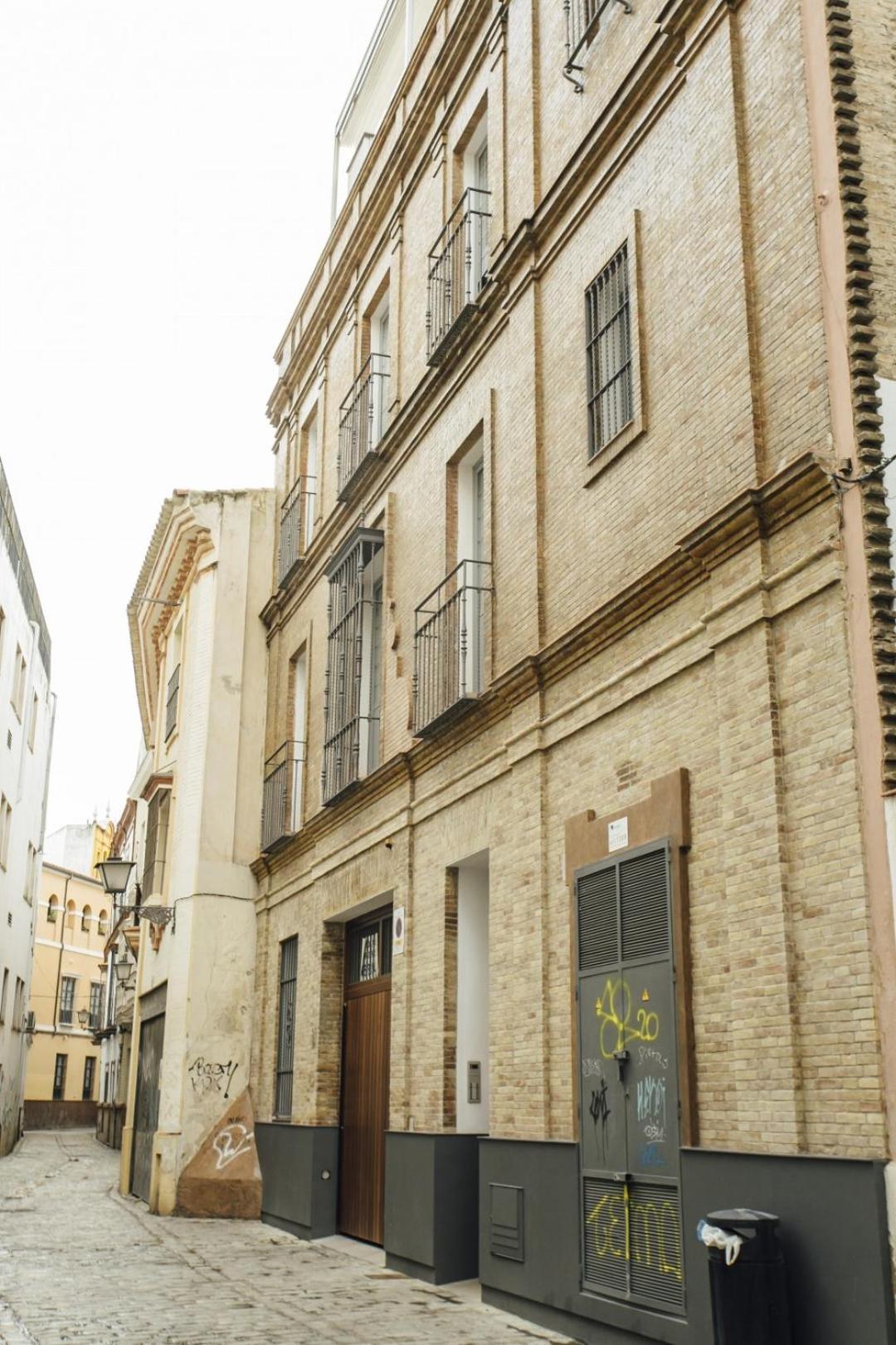 Modern With Seasonal Swimming Pool- 1Bd 1Bth- Goyeneta Appartement Sevilla Buitenkant foto